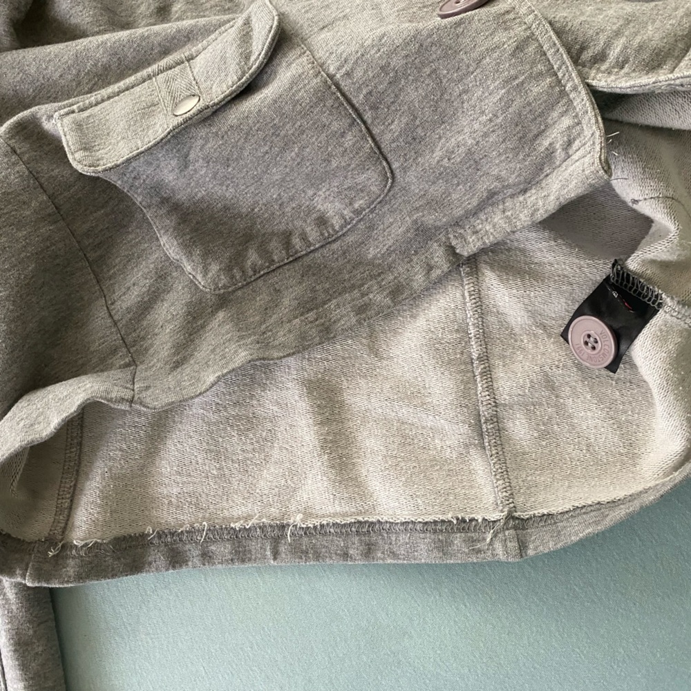 Volcom Light Gray Button-Up Knit Jacket size medium - Picture 3 of 6